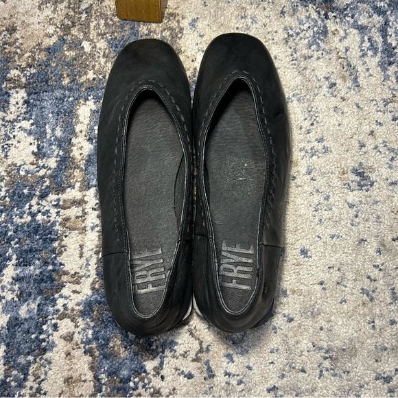 Frye Dark Pewter Claire Leather Flats Size 8 - Picture 5 of 9